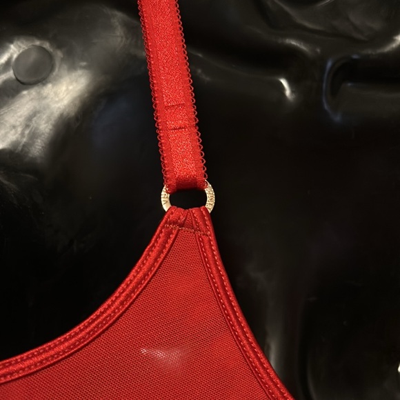 Sofia Intimates x Sofia Vergara, Soft Cup Lace Plunge Bra NWT 🤩 Size XL ❤️ ❤️ - Picture 9 of 13